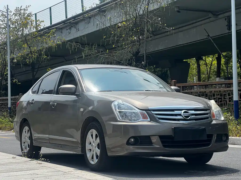 Nissan Sylphy 2009 1.6XL Automatic Luxury Sunroof Edition