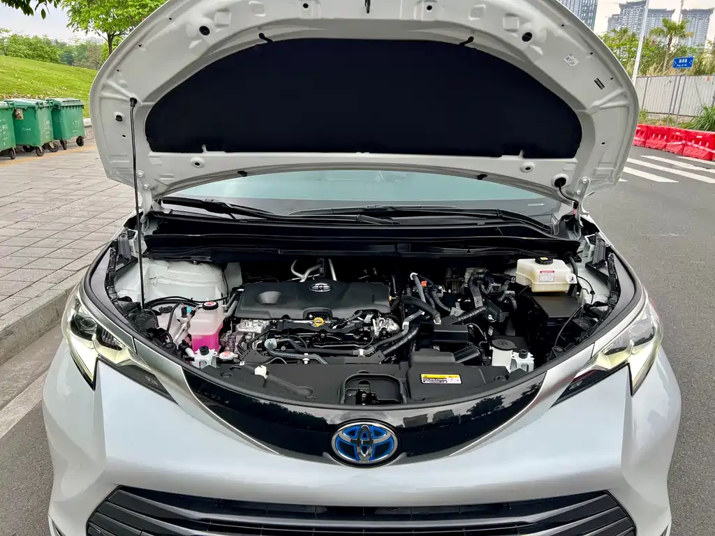 Sienna 2021 2.5L Hybrid Supreme Edition