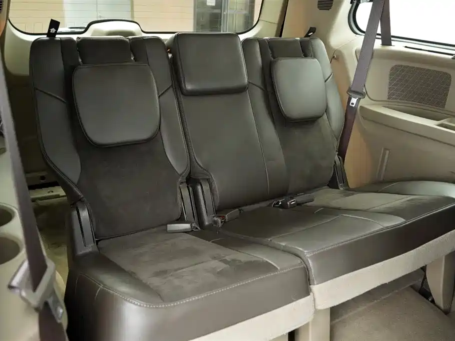 Chrysler Grand Voyager 2013 3.6L Luxury Edition