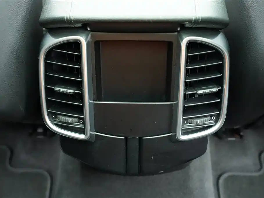 Porsche Cayenne 2011 3.0T
