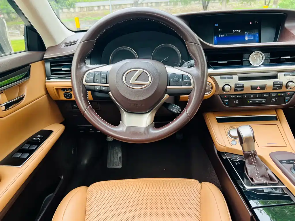 Lexus ES 2015 200 Elite Edition