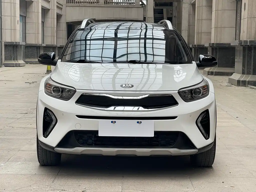 Kia Stonic 2021 1.4L CVT Sunroof