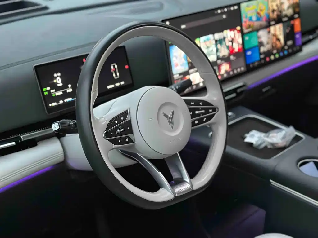 Voyah Dreamer 2025 PHEV AWD Flagship Kunpeng Edition
