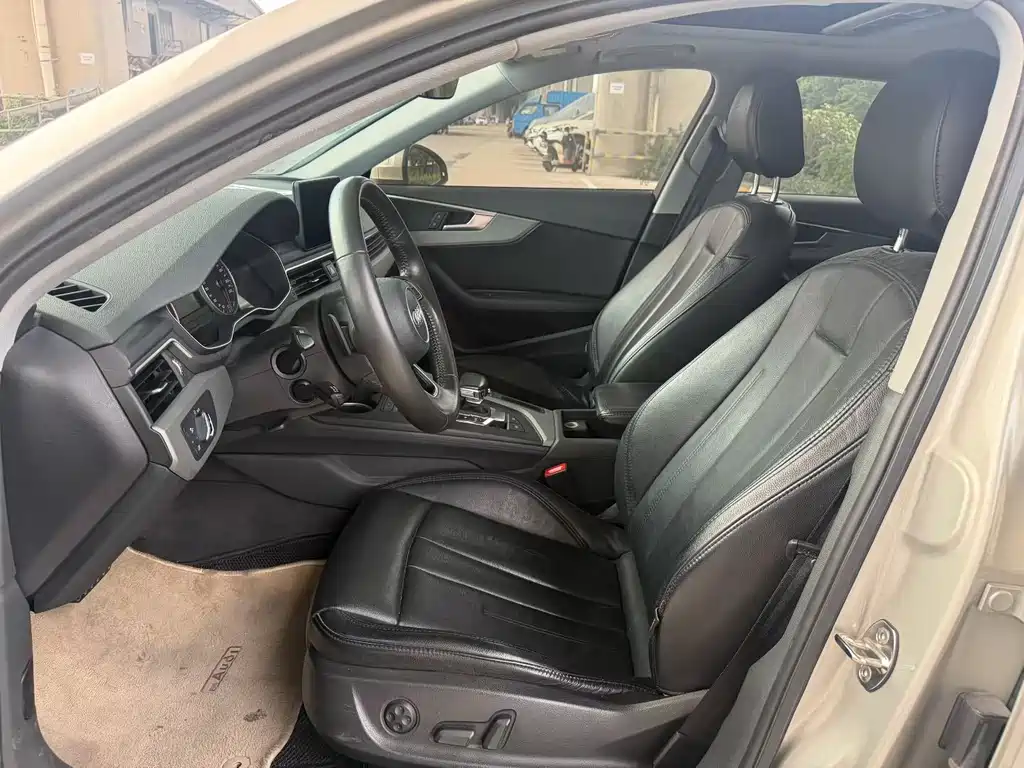 Audi A4L 2017 40 TFSI