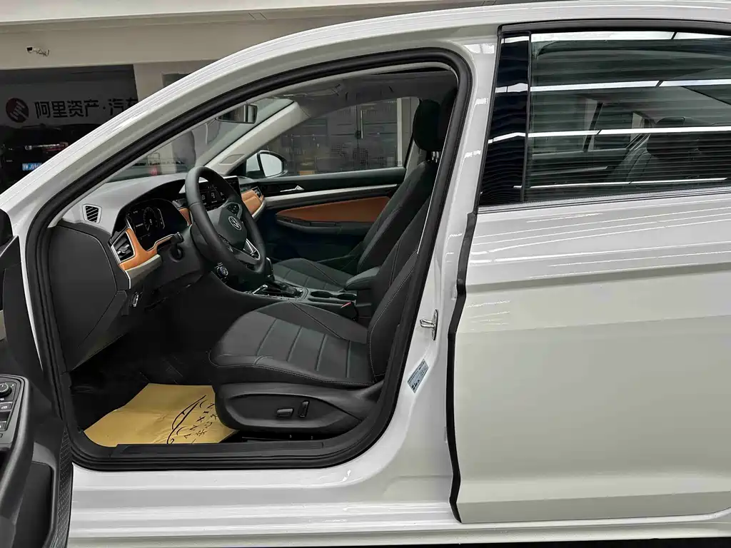 Bora 2023 200TSI DSG Yuexing PRO Edition