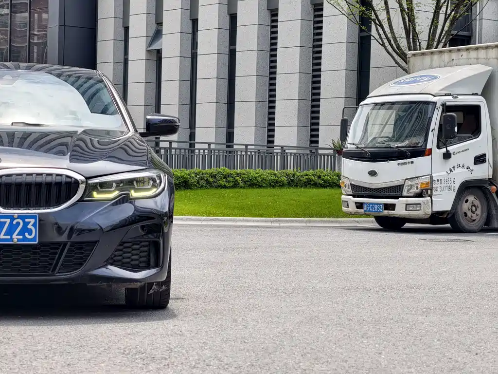 BMW 3 Series 2021 325Li M Sport Package