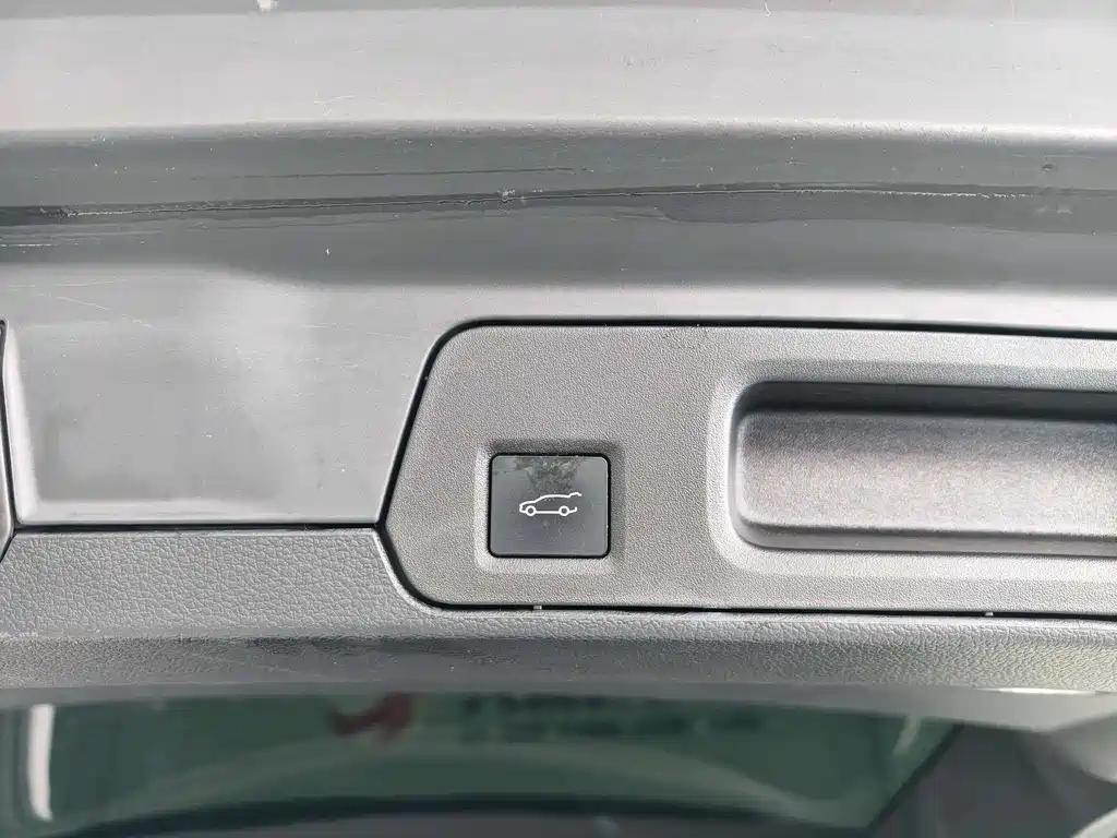 NIO ES8 2018 355km Base Edition 7-seat