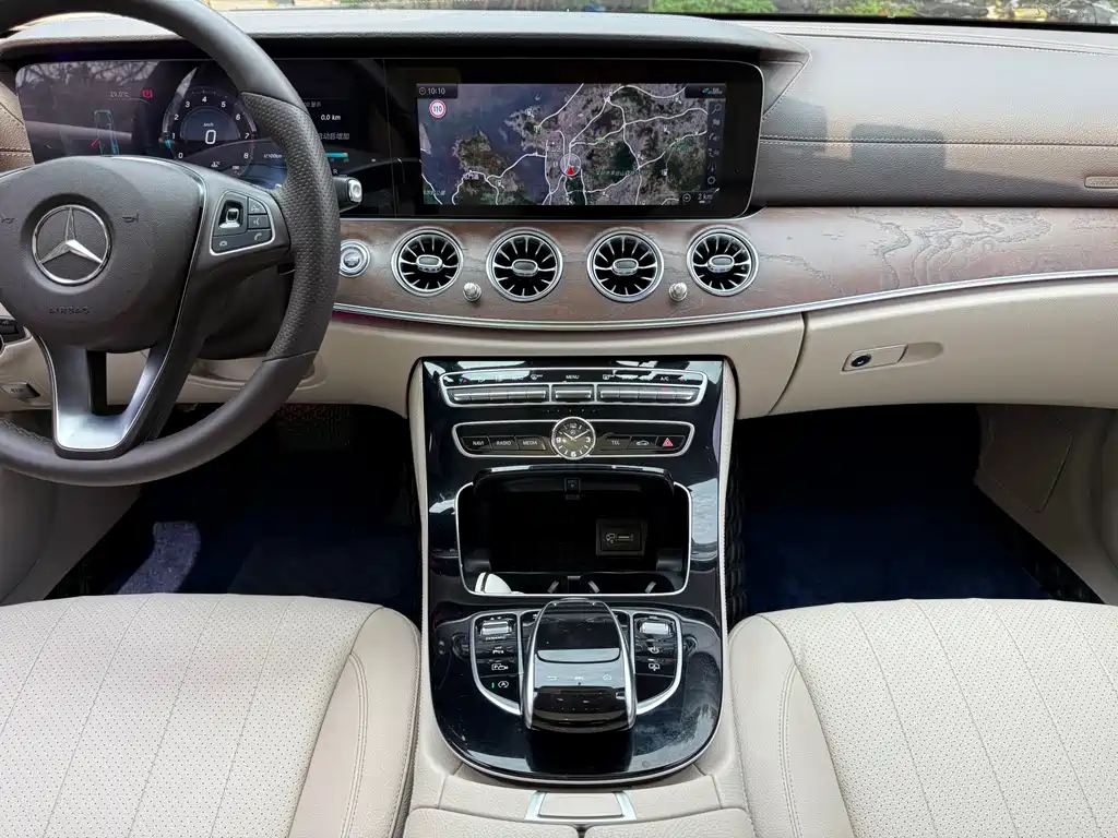 Mercedes-Benz E-Class 2018 E 300 L Luxury