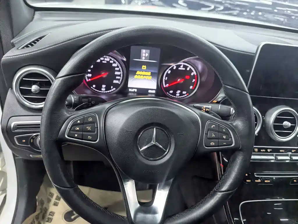 Mercedes-Benz GLC 260 4MATIC
