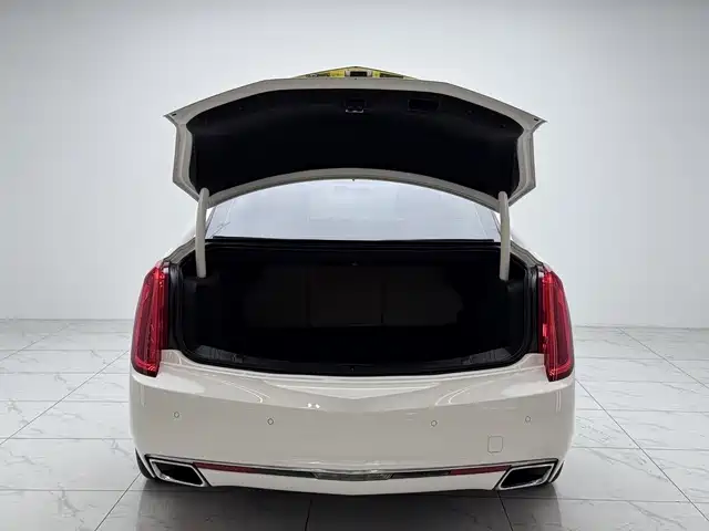 Cadillac XTS 2017 28T Technical