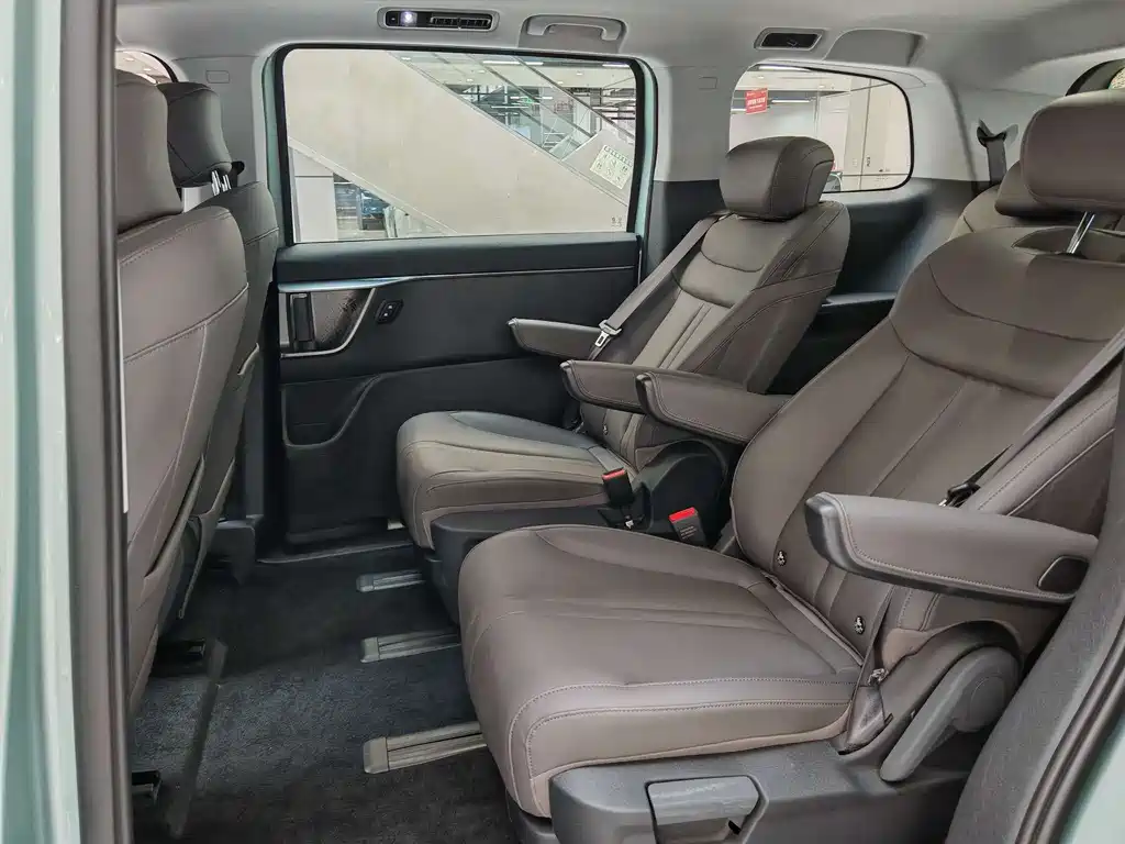 Maxus MIFA 7 2024 Super Hybrid Long Range Yuexiang Edition