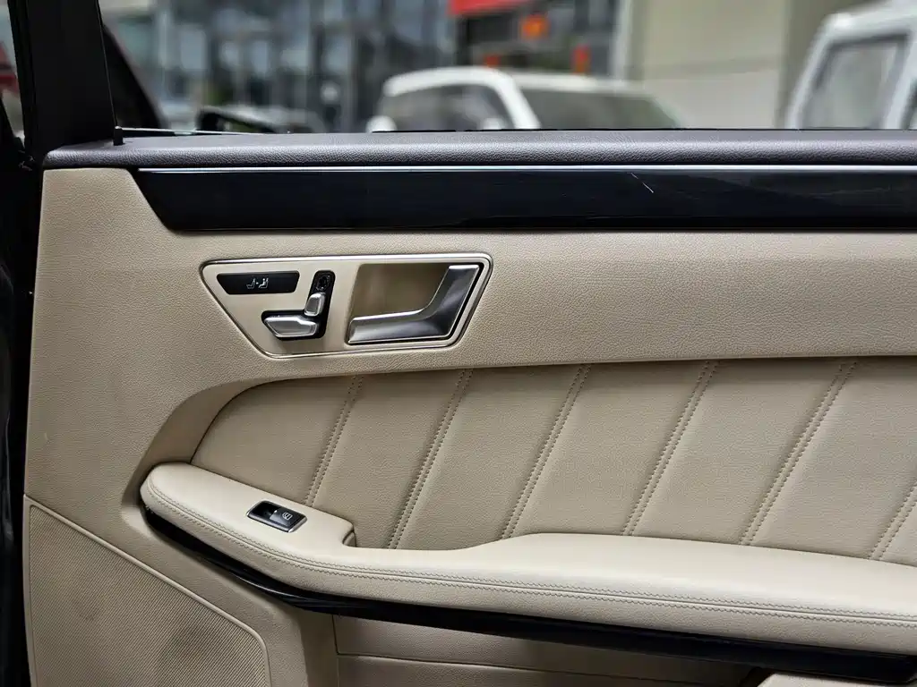 Mercedes-Benz E-Class 2014 Facelift E 260 L Sport