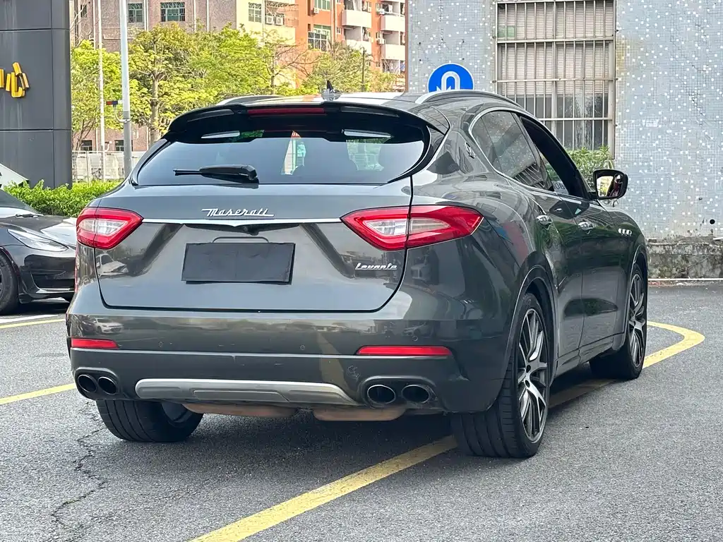 Maserati Levante 2016 3.0T Standard