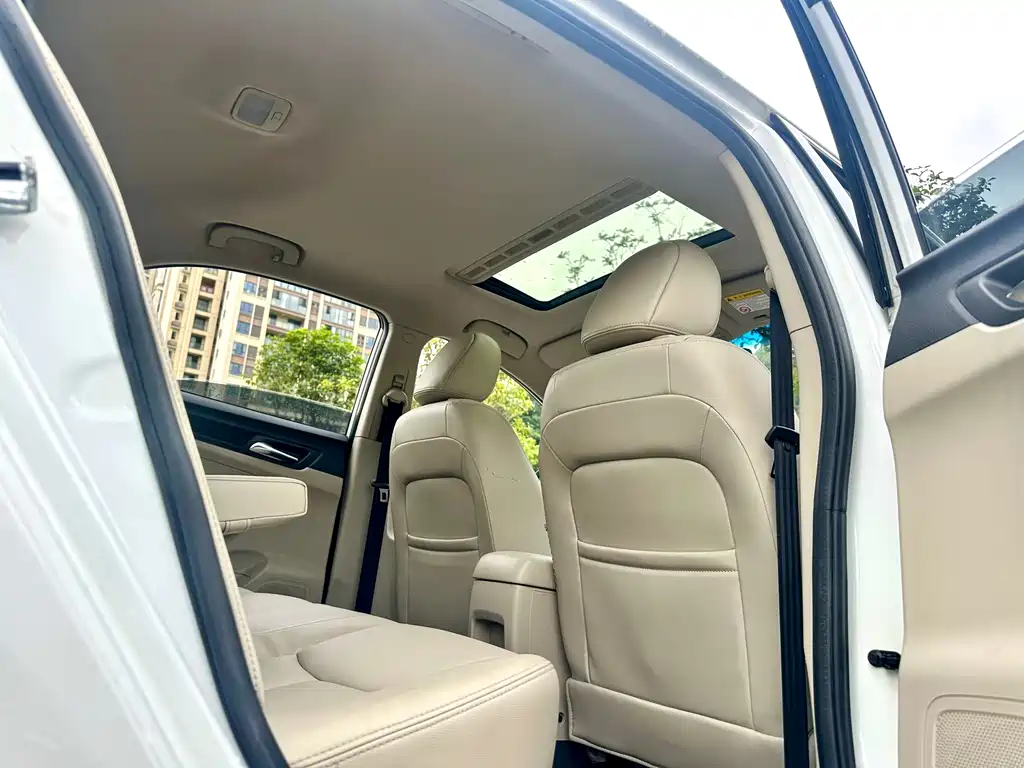 Roewe 360