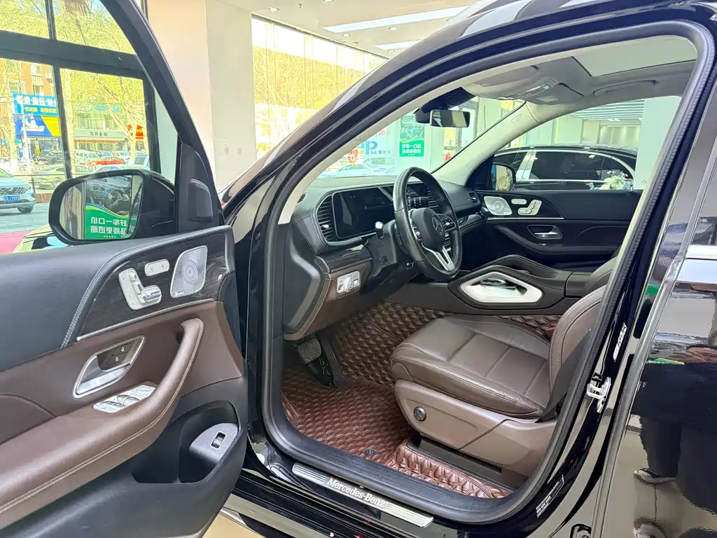Mercedes-Benz GLS 450 4MATIC Fashion Edition 2021