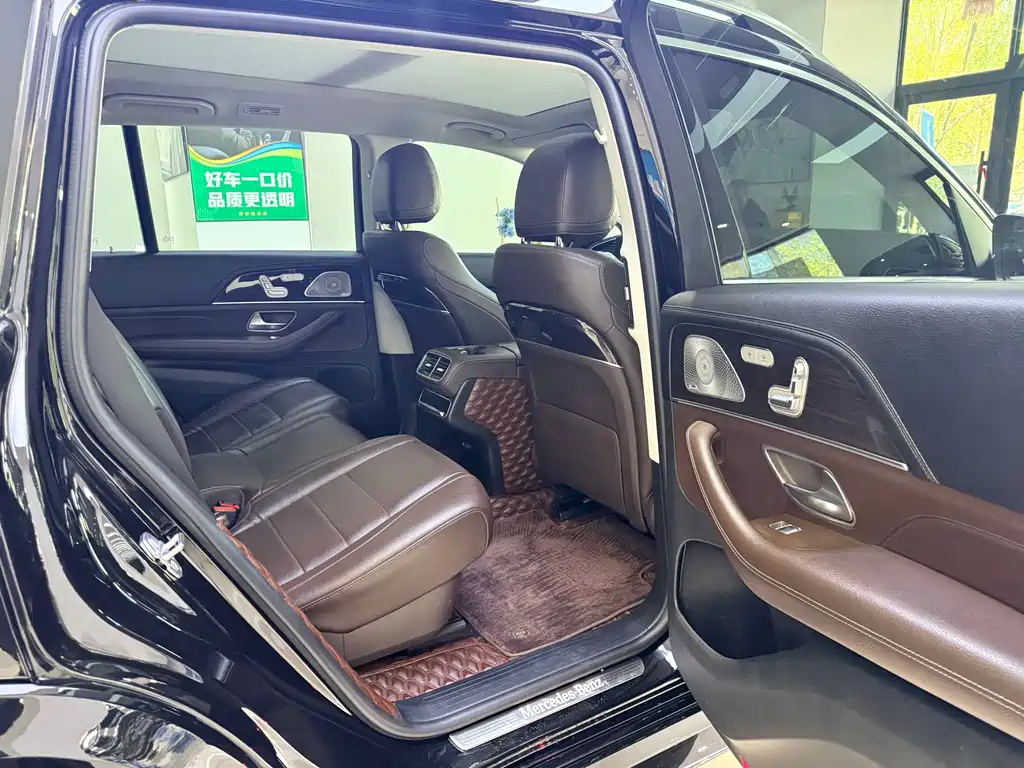 Mercedes-Benz GLS 450 4MATIC Fashion Edition 2021