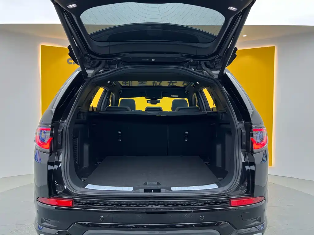 Land Rover Discovery Sport 2022 249PS R-Dynamic S Performance Edition 5-Seater