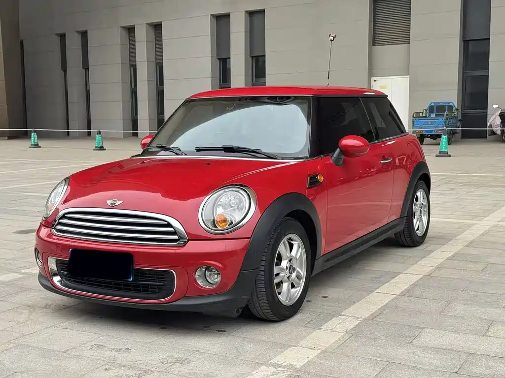 MINI 2011 1.6L ONE