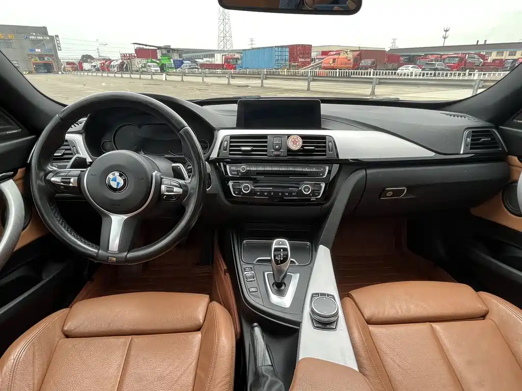 BMW 3 Series GT 2019 320i M Sport