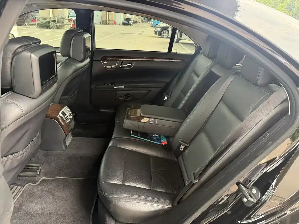 Mercedes-Benz S-Class 2010 S 300 L Luxury