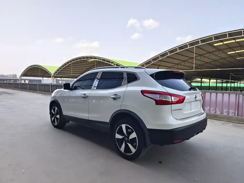Nissan Qashqai 2017 2.0L CVT Luxury Edition China V