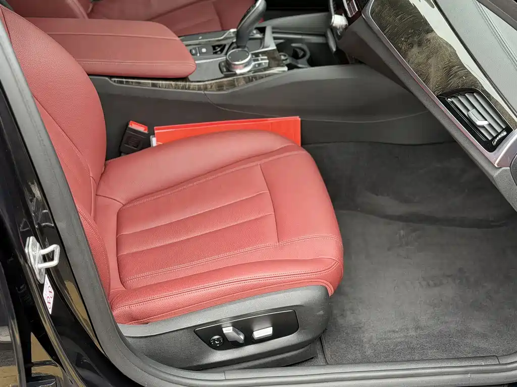 BMW 5 Series 2018 Updated 530Li Leading Model M Sport Package