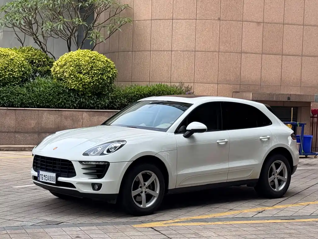 Porsche Macan 2017 2.0T