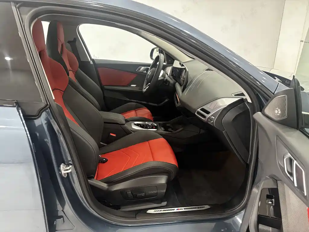 BMW 2 Series 2025 225L M Sport Night Edition
