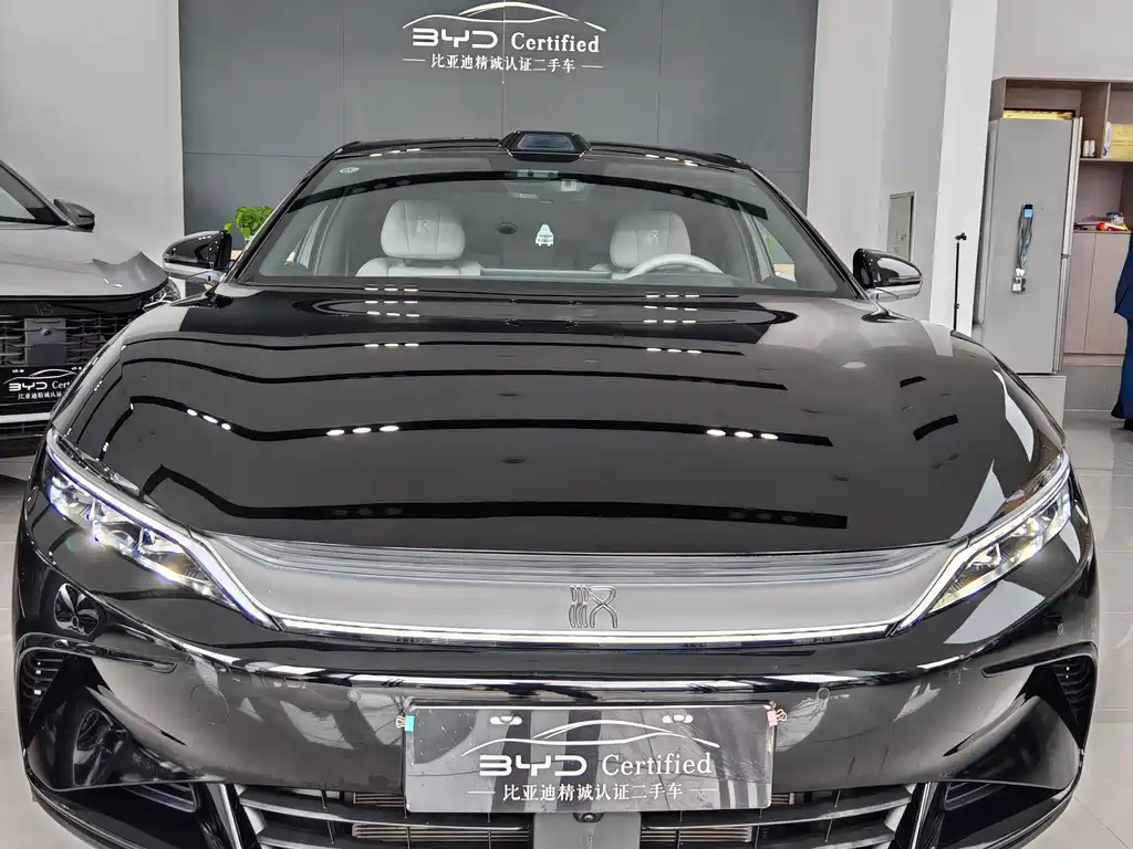 BYD Han 2025 DM-i Intelligent Driving Edition 125KM LiDAR Flagship