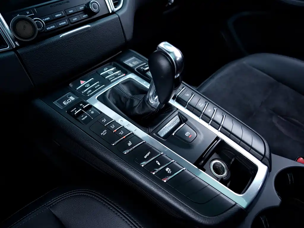Macan 2.0T 2017 Model