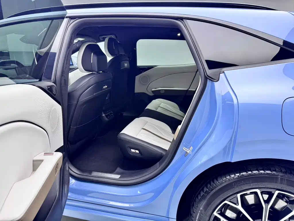 Zeekr 007 GT 2025 AWD Smart Drive 75kWh