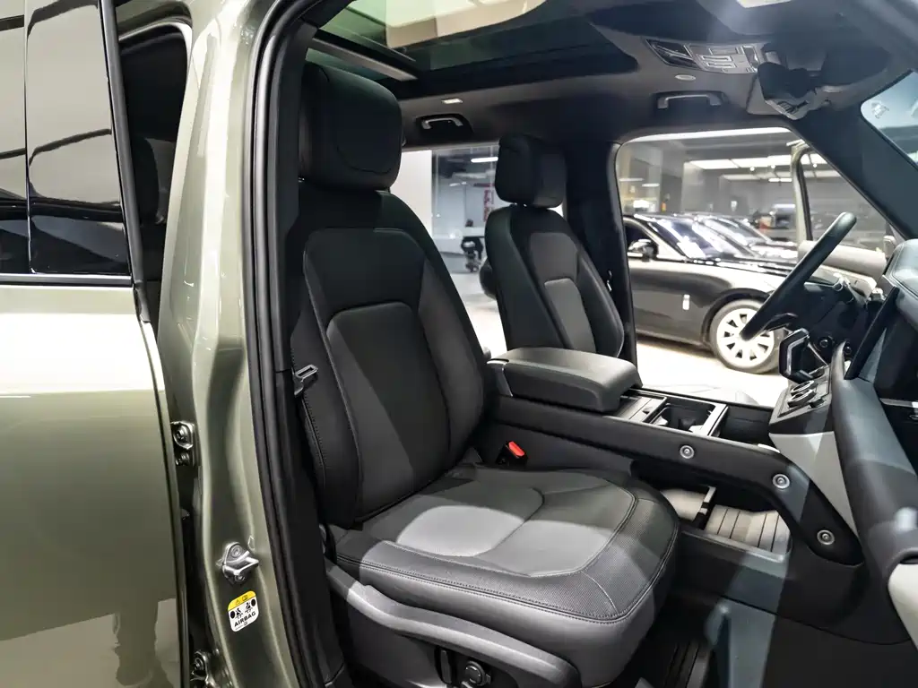 Land Rover Defender 2023 110 3.0T P400 X-DYNAMIC HSE