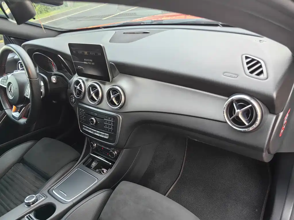 Mercedes-Benz CLA 2017 CLA 220 4MATIC