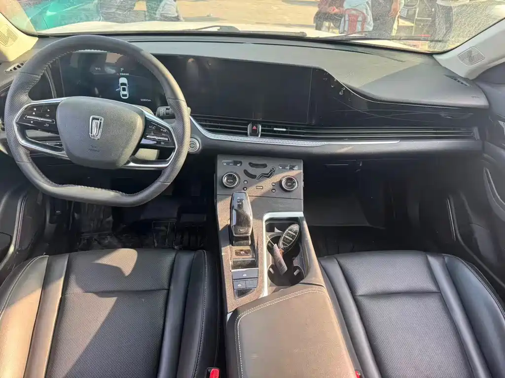 Bestune B70 2022 Third Generation 1.5T Automatic Exclusive Edition