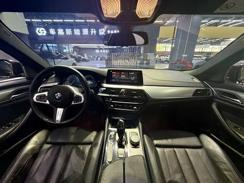 BMW 5 Series (Import) 2018 525i M Sport Package