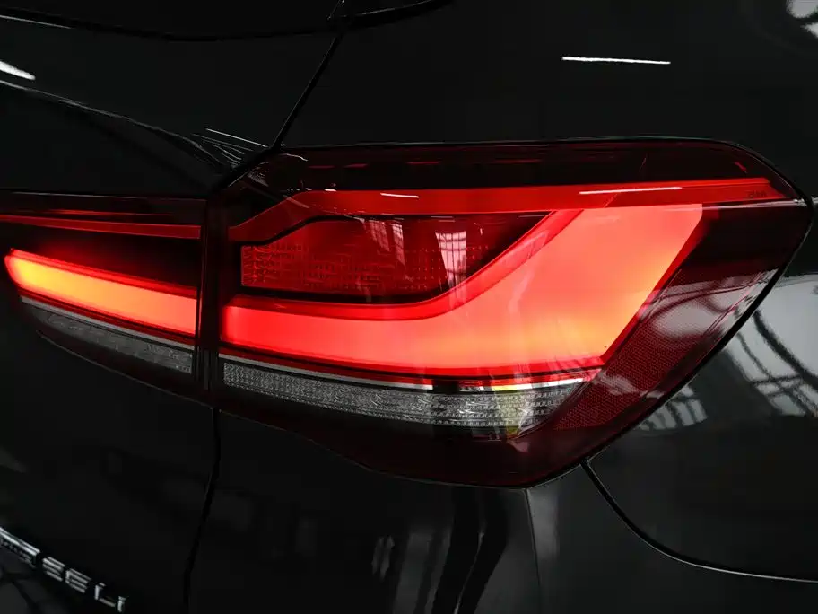 BMW X1 2022 sDrive25Li Leading Edition