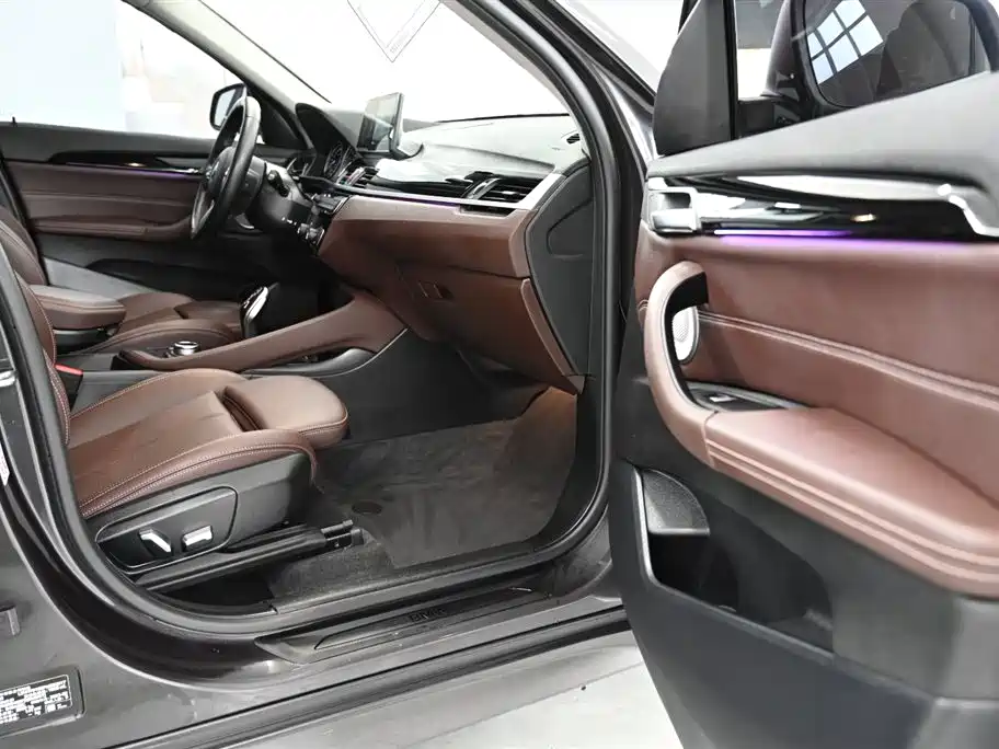 BMW X1 2022 sDrive25Li Leading Edition