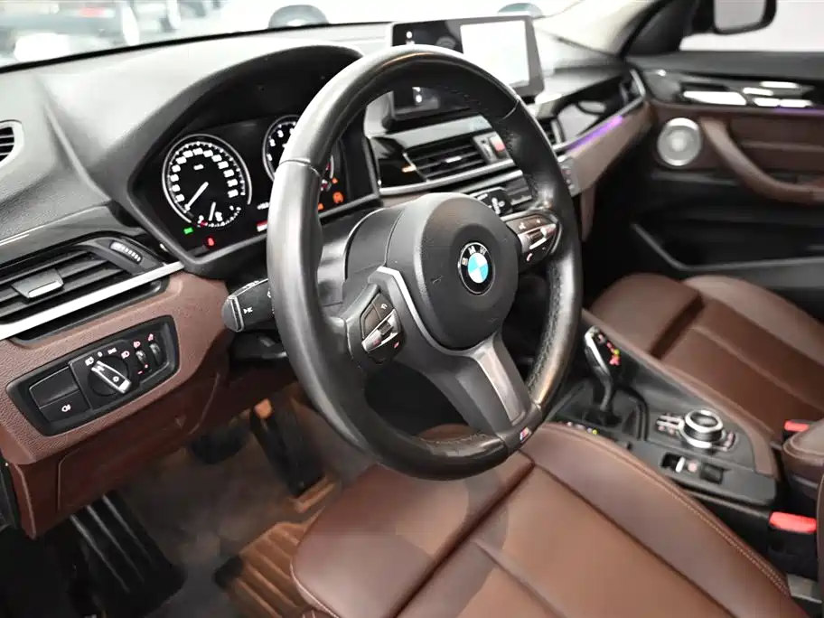 BMW X1 2022 sDrive25Li Leading Edition