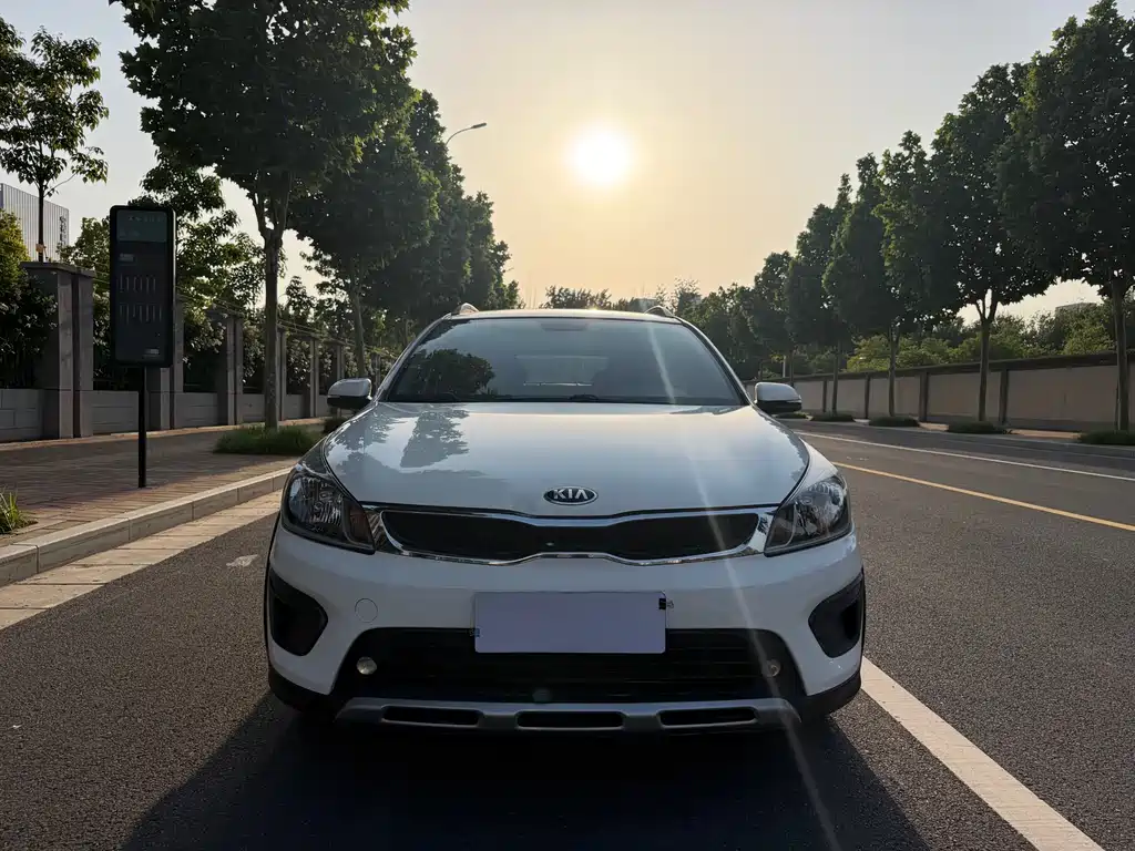 Kia KX Cross 2017 1.4L AT GLS