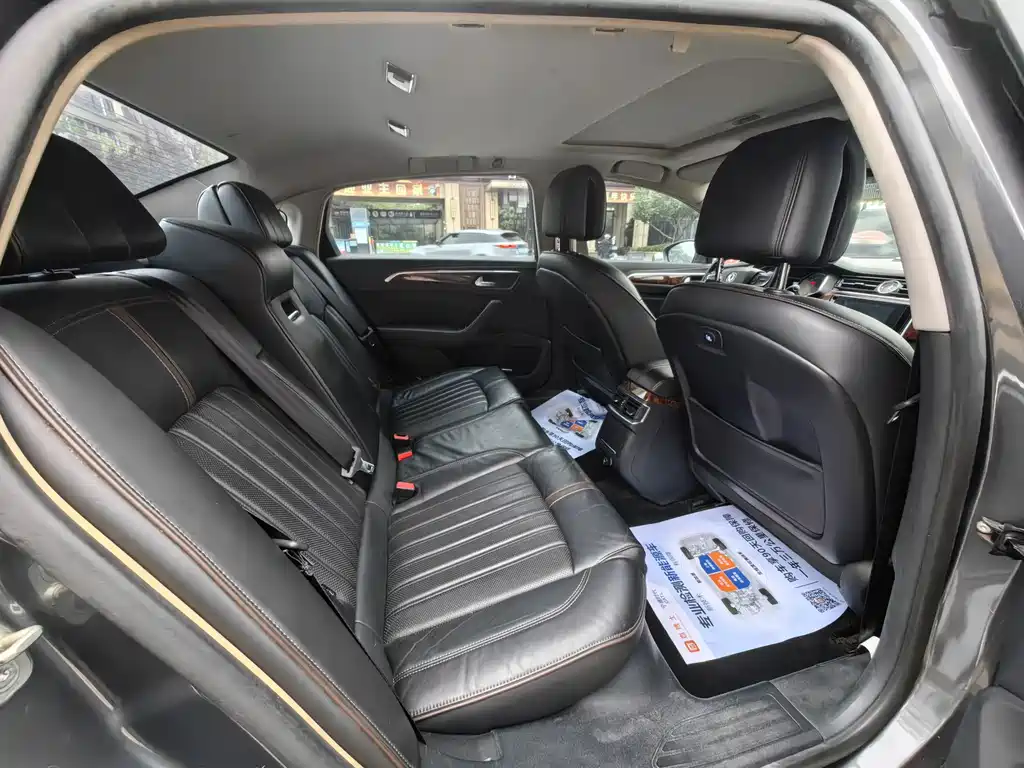 Dongfeng A9 2016 1.8T Prestige Edition