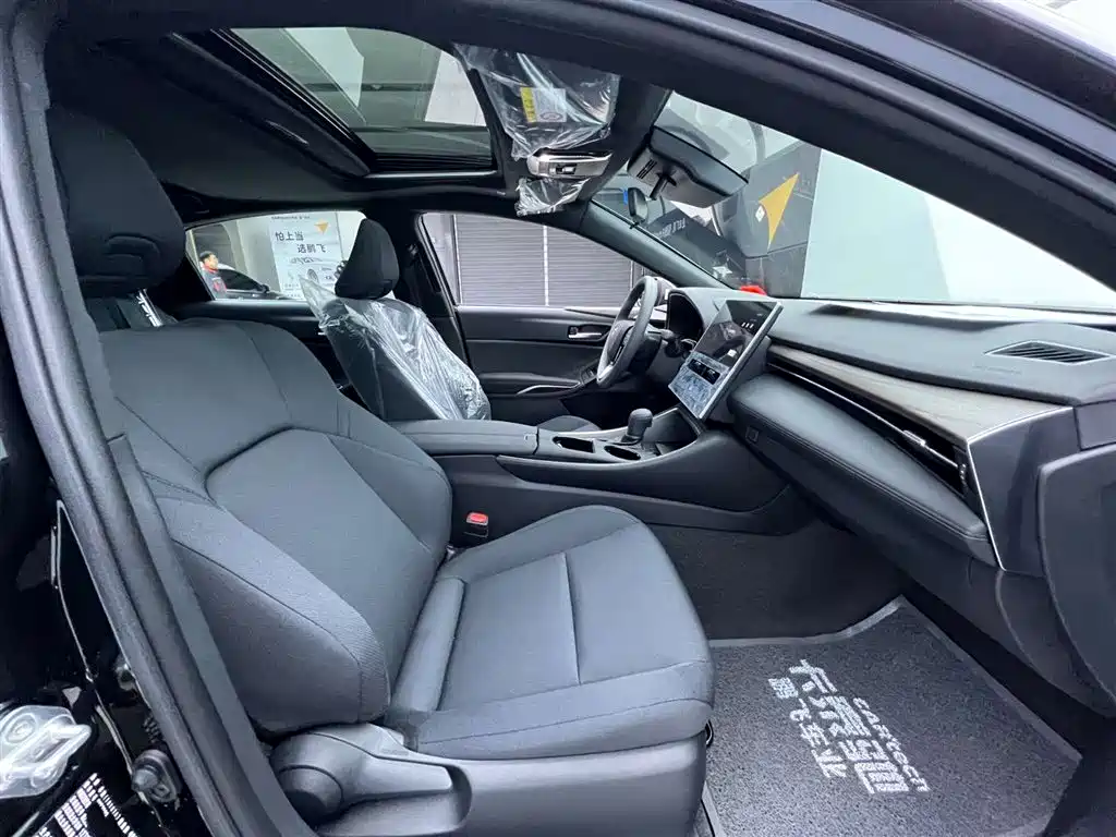 Toyota Avalon 2024 2.0L Entry