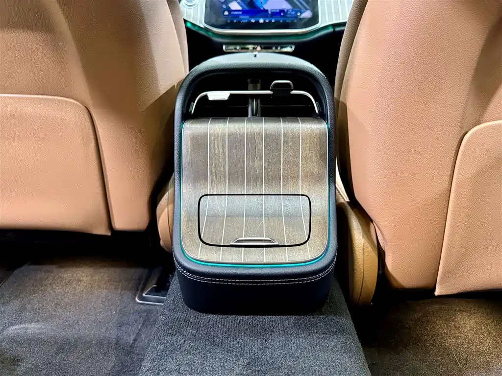 Mercedes-Benz E-Class 2025 Facelift E 300 L Fashion Edition