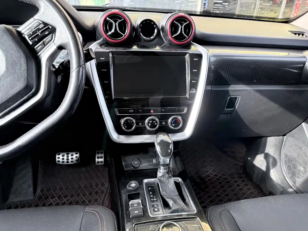 Beijing Off-Road BJ20 2016 1.5T CVT Luxury
