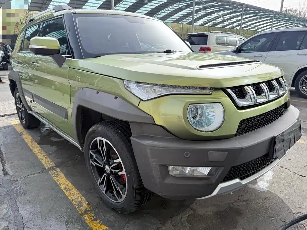 Beijing Off-Road BJ20 2016 1.5T CVT Luxury