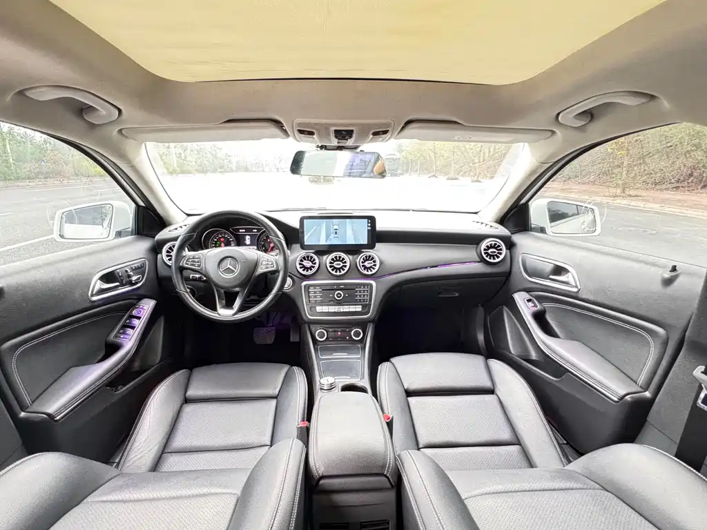 Mercedes-Benz GLA 200 Fashion Edition 2017