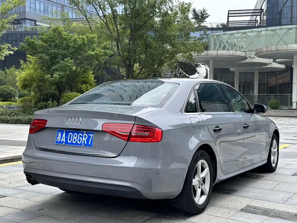 Audi A4L 2013 35 TFSI Automatic Standard