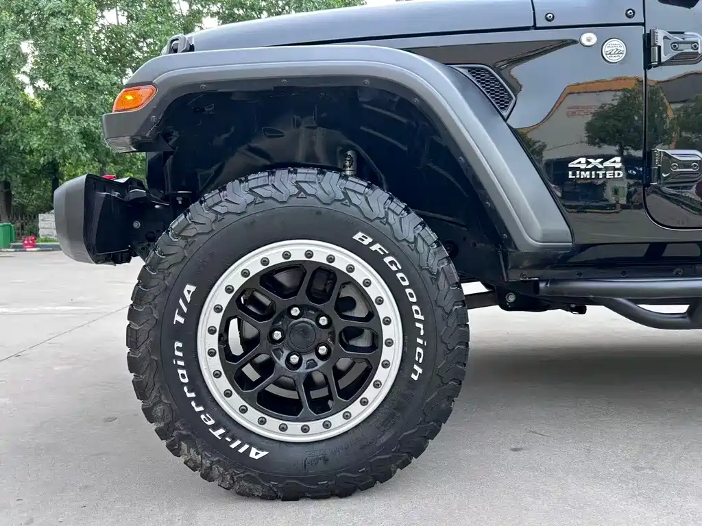 Jeep Wrangler 2020 2.0T Canadian Specification