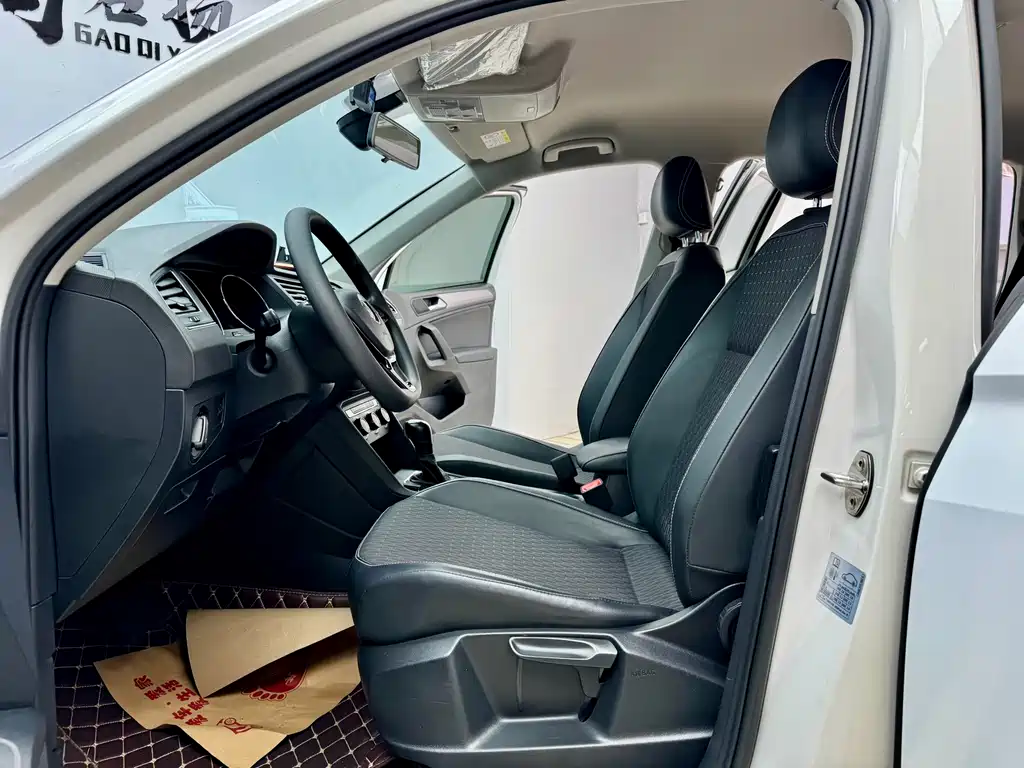 Volkswagen Tiguan L 2019 330TSI Automatic FWD Fashion Edition China VI