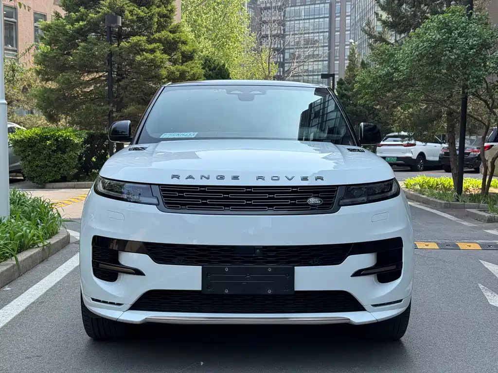 Range Rover Sport 2023 400PS Dynamic SE