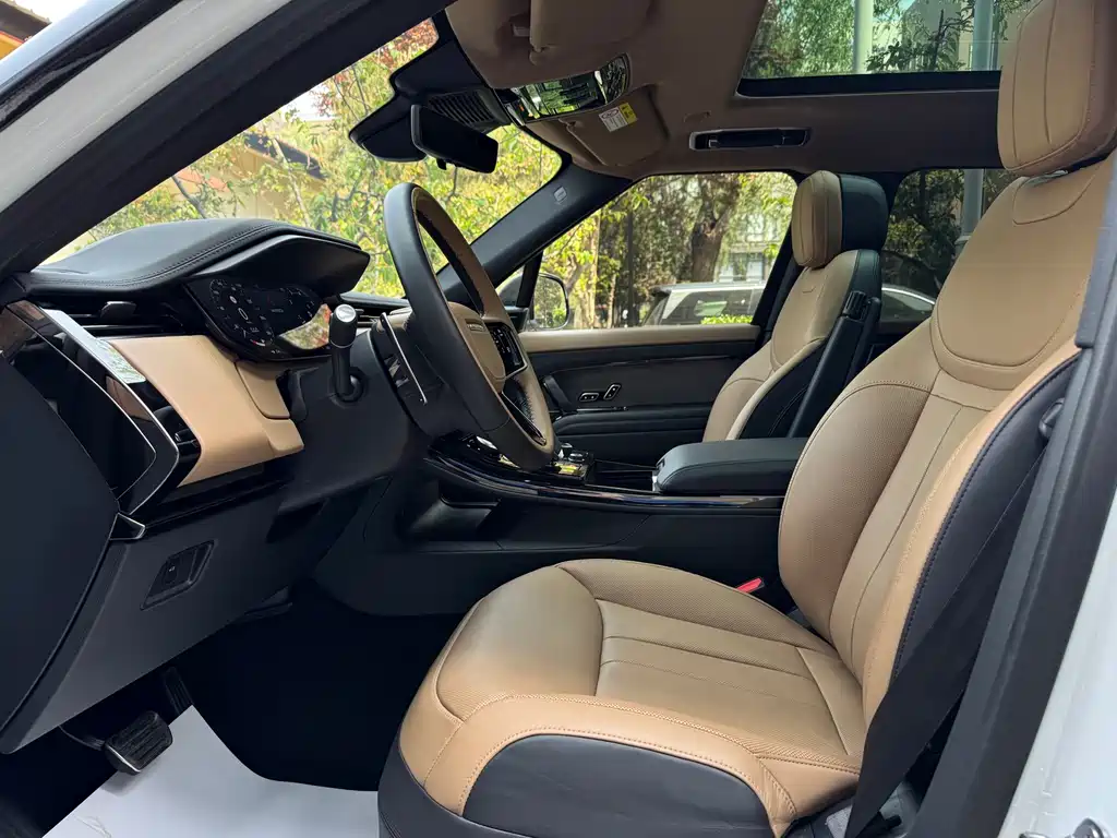 Range Rover Sport 2023 400PS Dynamic SE
